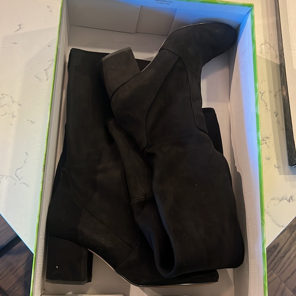 Over-the-Knee Black Suede Block Heel Boots - Picture 5 of 10